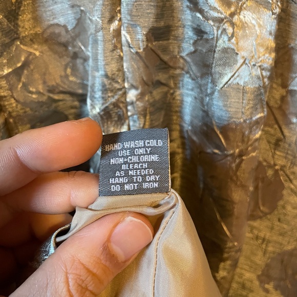 Donna Ricco Midi Dress in Gold size 4 - Picture 5 of 5